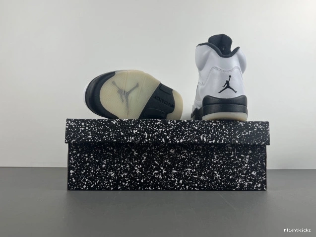 BLACK' AIR RETRO DD0587-110 5 JORDAN 'WHITE 0827